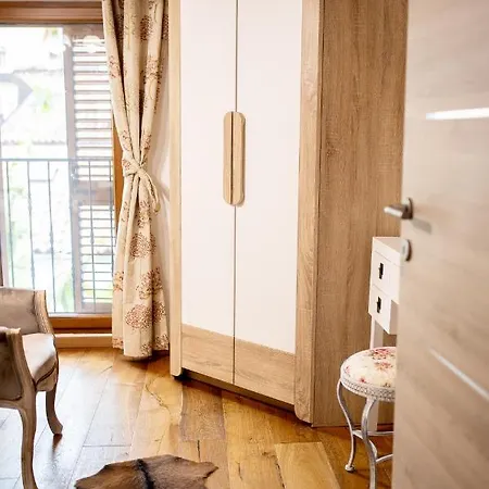 Royal Mia * Пиран