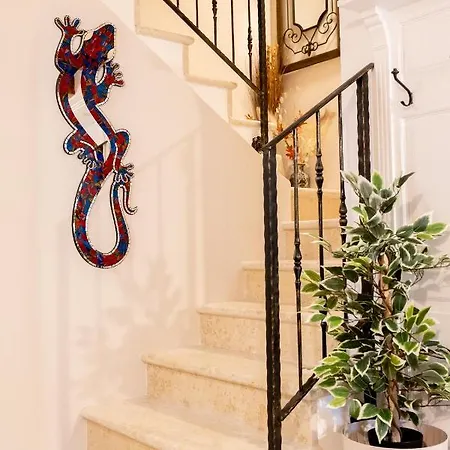 Royal Mia * Пиран