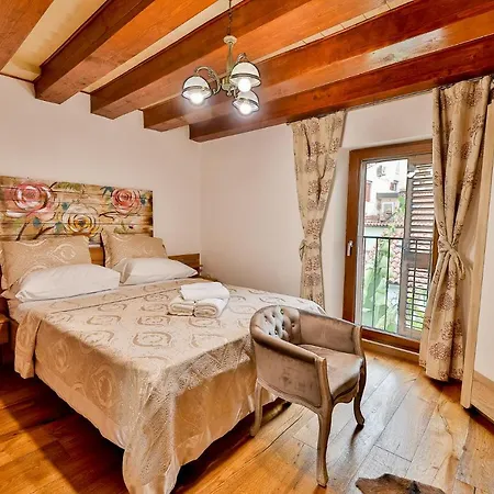 Royal Mia Апартаменты *