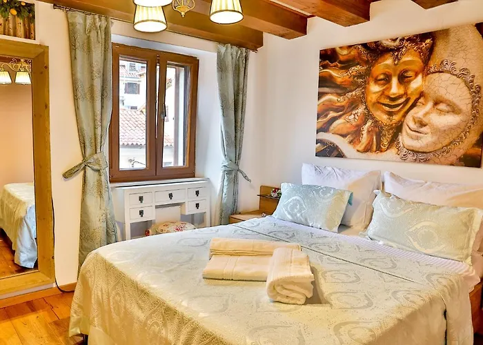 Royal Mia アパート *